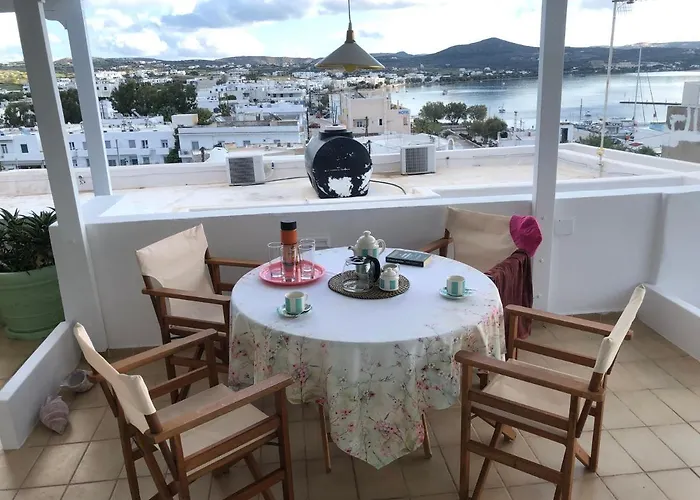 Casa de Férias Celia Adamantas (Milos)