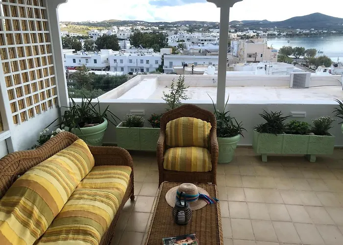 Casa de Férias Celia Adamantas (Milos)