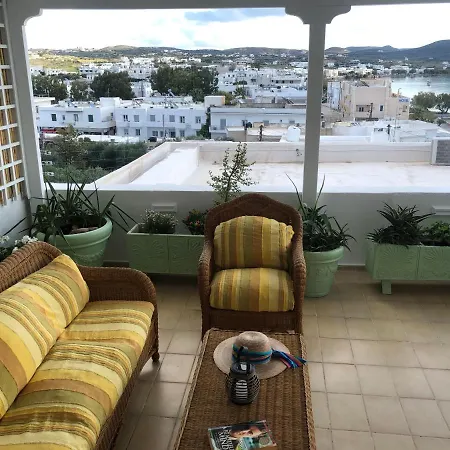 Tatil Evi Celia Adamantas (Milos)